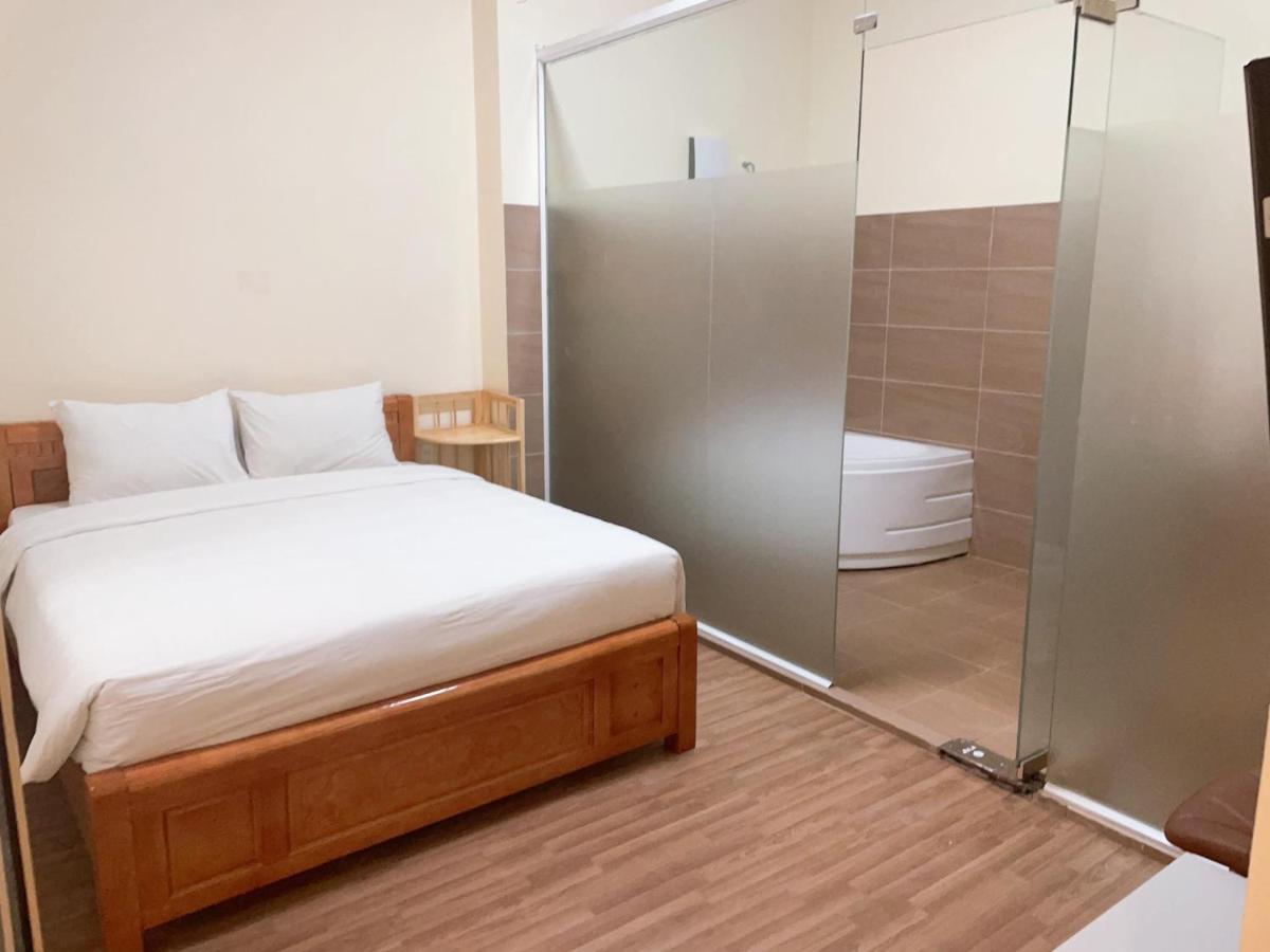 Hung Vuong Hotel 플레이쿠 외부 사진